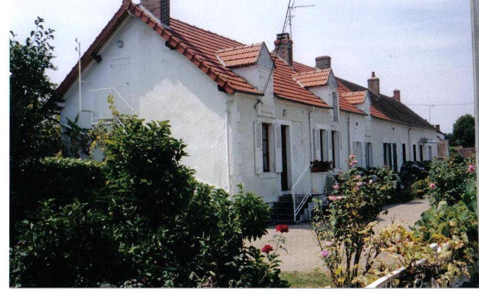 La Longere Des Gillettes Bed & Breakfast Bezenet Ngoại thất bức ảnh